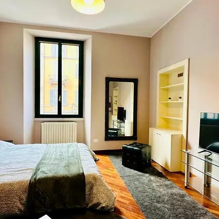 Sweet Apartment Navigli Milano S2-3